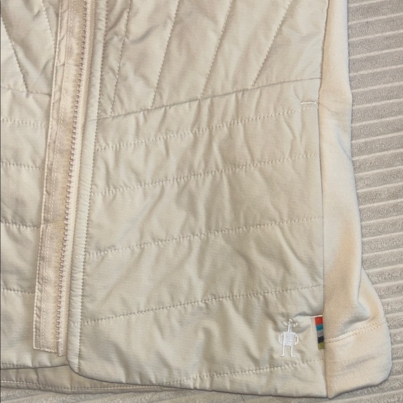 Smartwool Women's Cream Hooded Vest - Picture 6 of 9